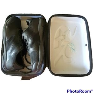 GK Spotlight Cheer Shoes with Case NEW